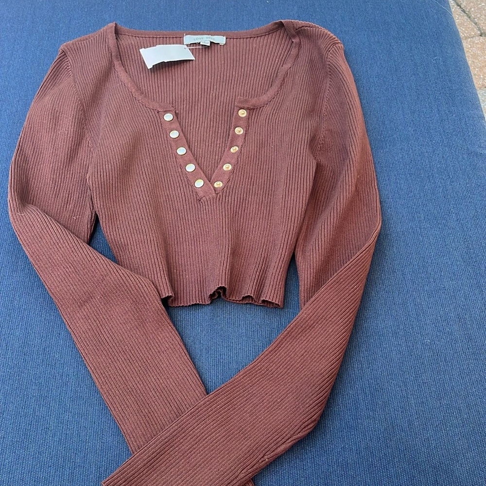 Brand new Love tree cropped long sleeve